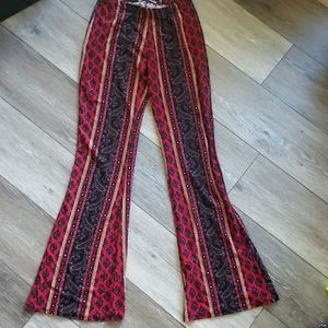 Trendy flared leg pants